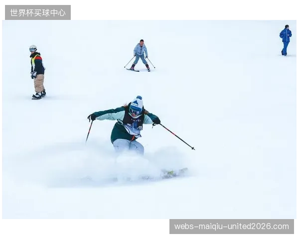 制约大众参与帆船、潜水、滑雪等运动的装备门槛，始终未能通过成熟的租赁市场来有效降低